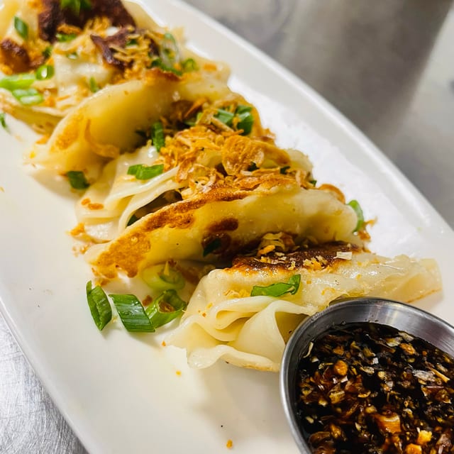 Potsticker.
